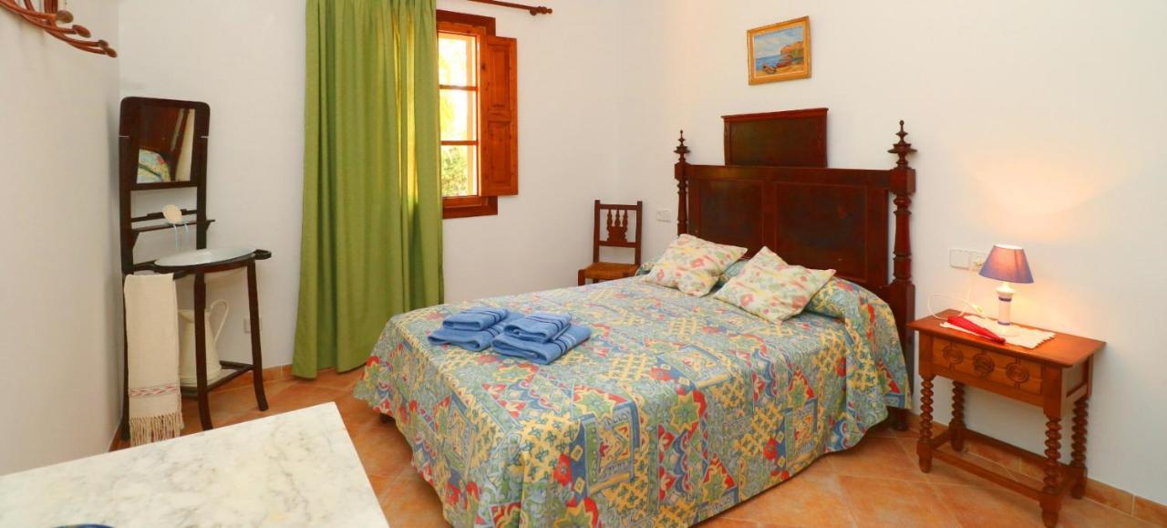 Can Crestall Campos  Luaran gambar